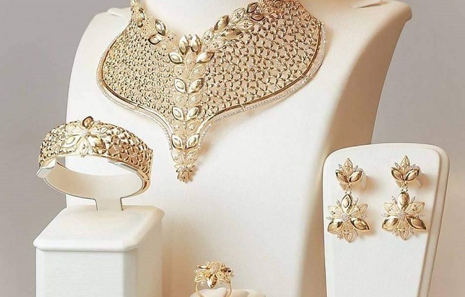 10 Tips to take care of your Jewellery