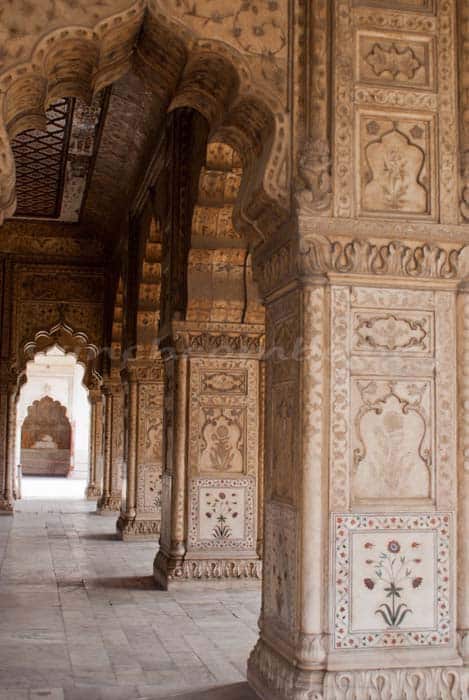 red-fort-delhi inside view