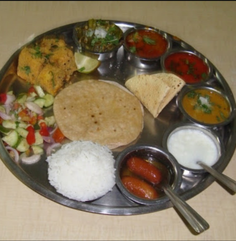 Gujarati cuisines RitiRiwaz