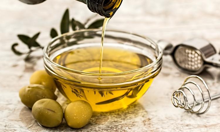 Benefit Of Olive Oil For Skin And Hair Care
