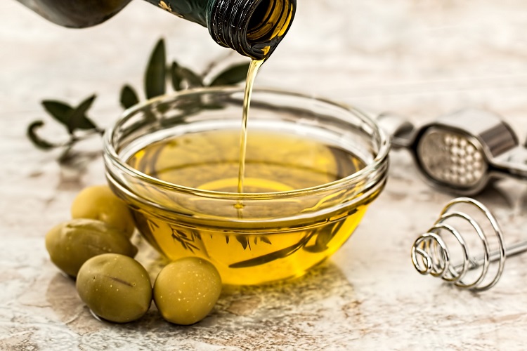 Benefit Of Olive Oil For Skin And Hair Care