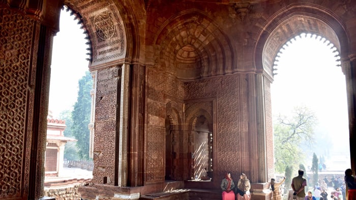 Alai Darwaza inner view