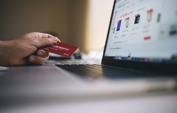 10 Tips For Saving Money When Buying Online