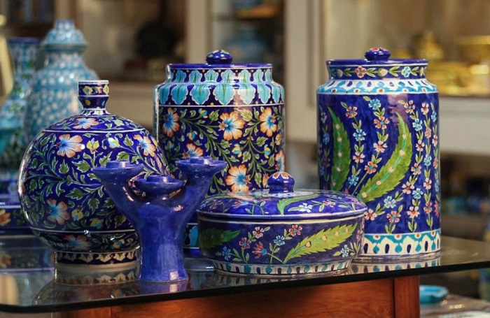 Blue Pottery Of Jaipur Facts And History | RitiRiwaz