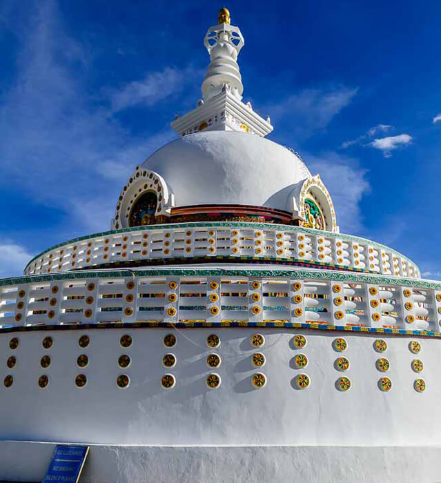 ladakh stupa