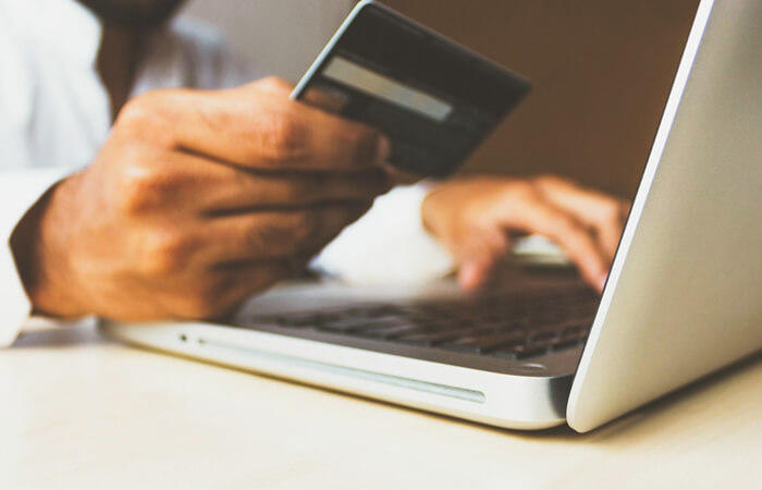 How Can an Average Consumer Save Money on NO Cost EMI Offers?