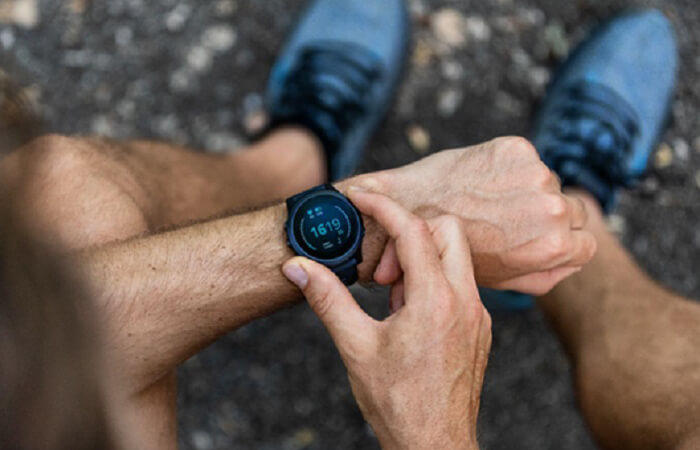 A Comprehensive Guide to Choosing the Right Smart Watch for Men